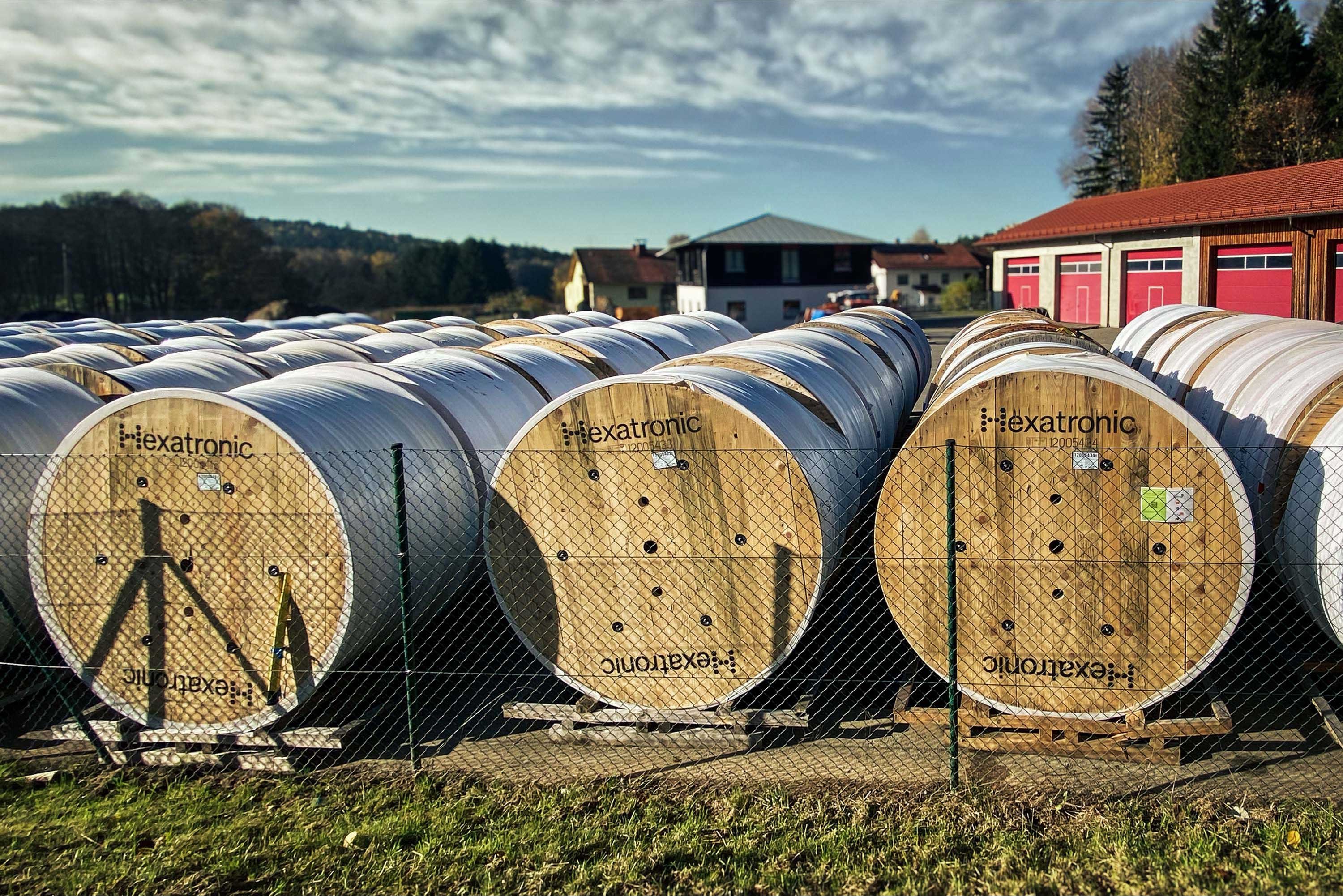 ne2-backbone-kabelschutzrohr-mikrorohr-lwl-connectivity-2-hexatronic