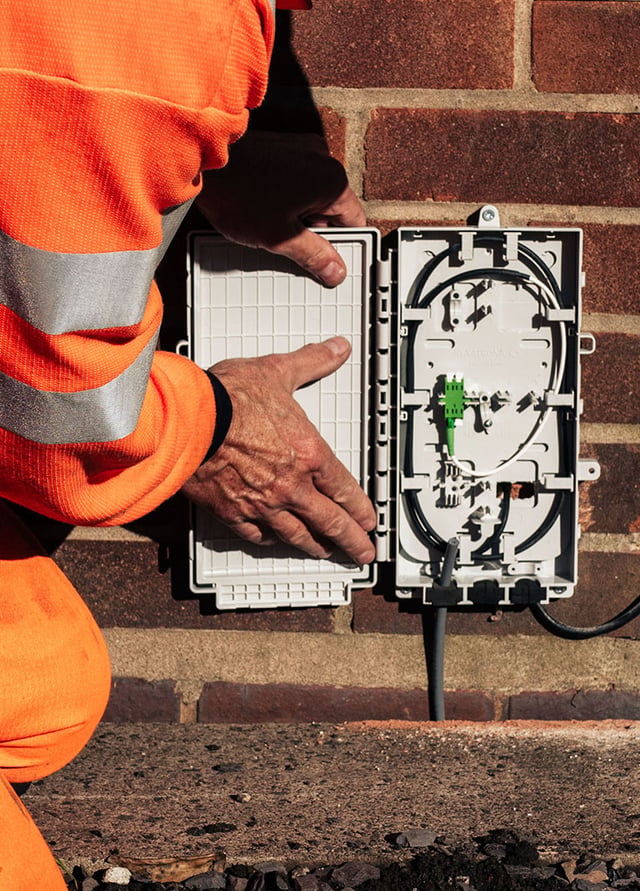 Hollow‑Core vs Multi‑Core: Which is the future of fiber technology?