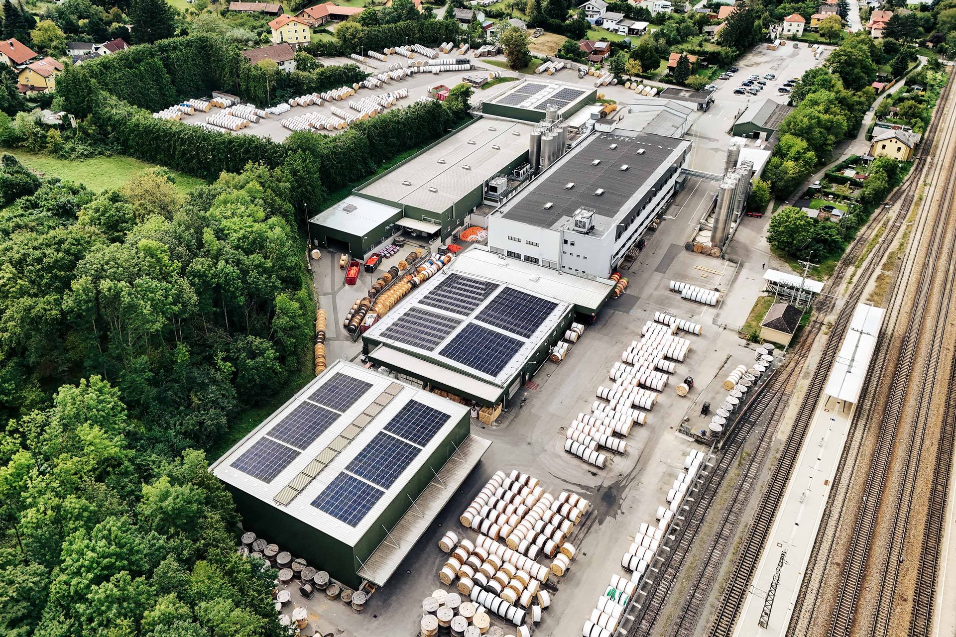 The Neulengbach microduct production facility of Hexatronic Austria.