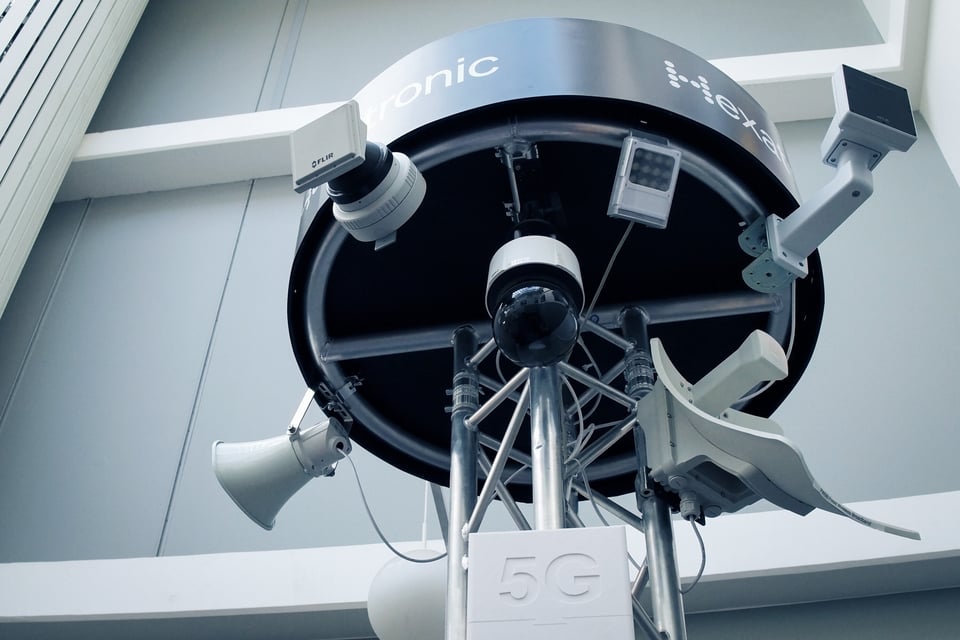 Hexatronic InOne connected to different types of devices like CCTV and 5G small cells in the InOne Open Shwroom in Kista, Stockholm.