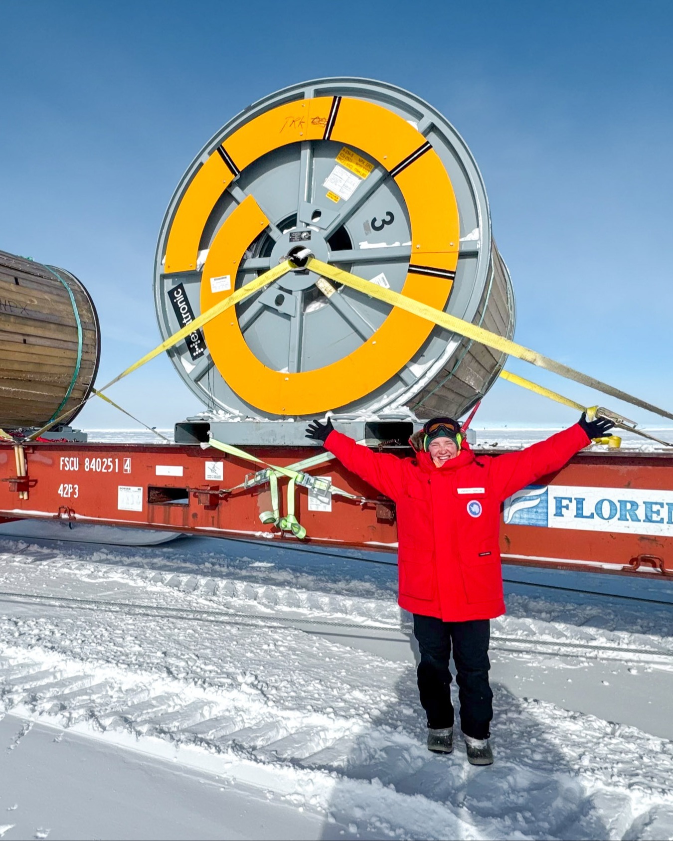 Cable delivery to the South Pole completed!