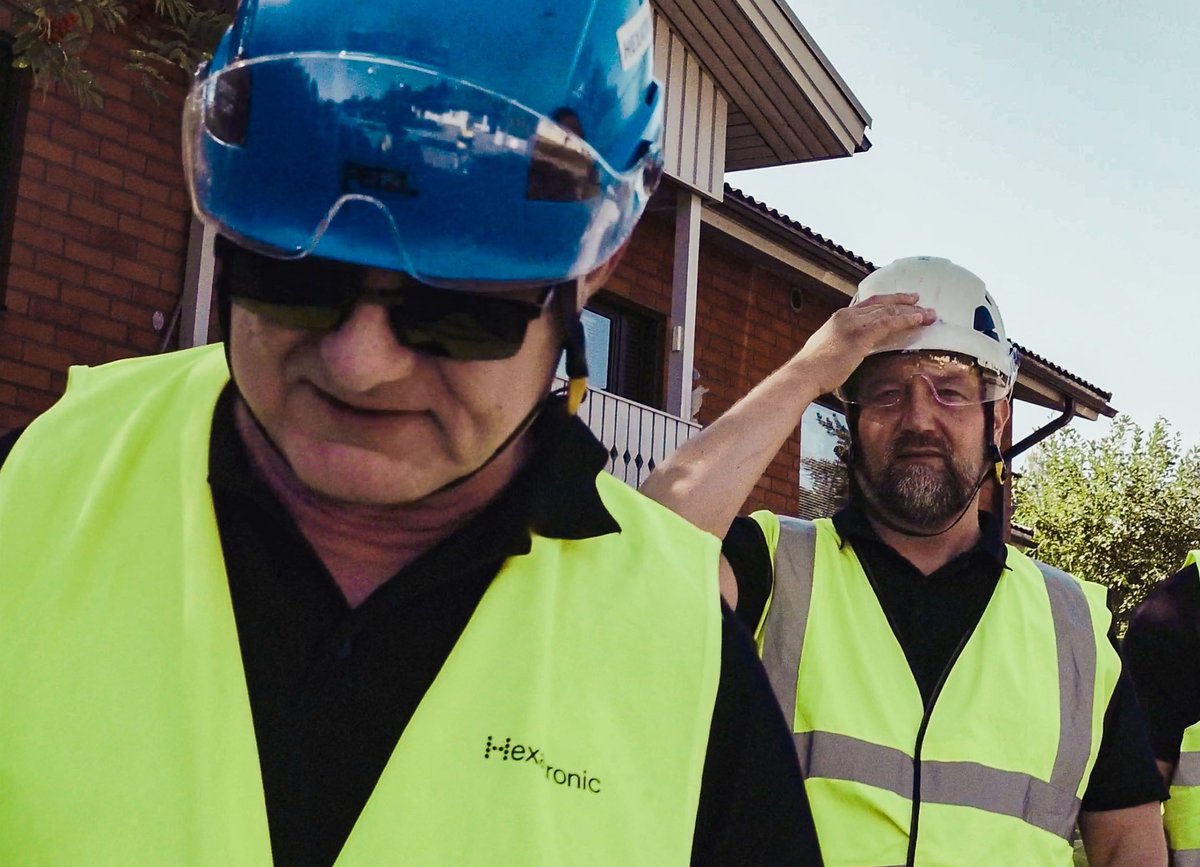P1_FI_Finnish-team-on-site_web_crop