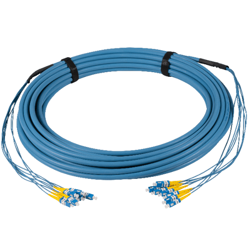 Blå break-out kabel med sexton separata anslutningskablar