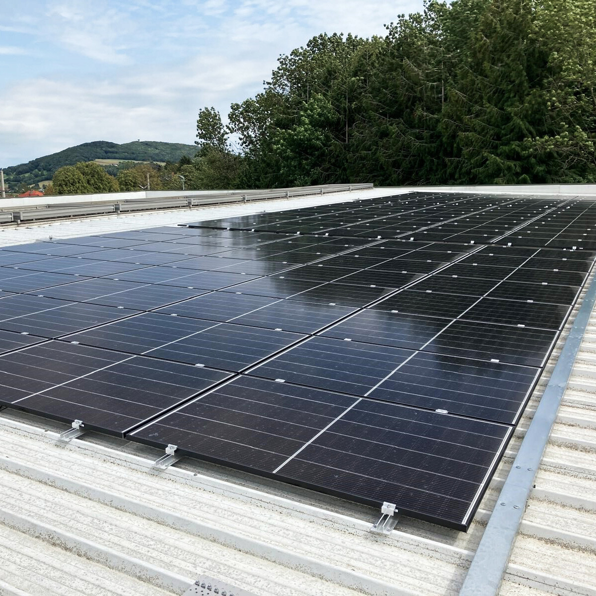 Hexatronic-Neulengbach-solar-panel-project-ig